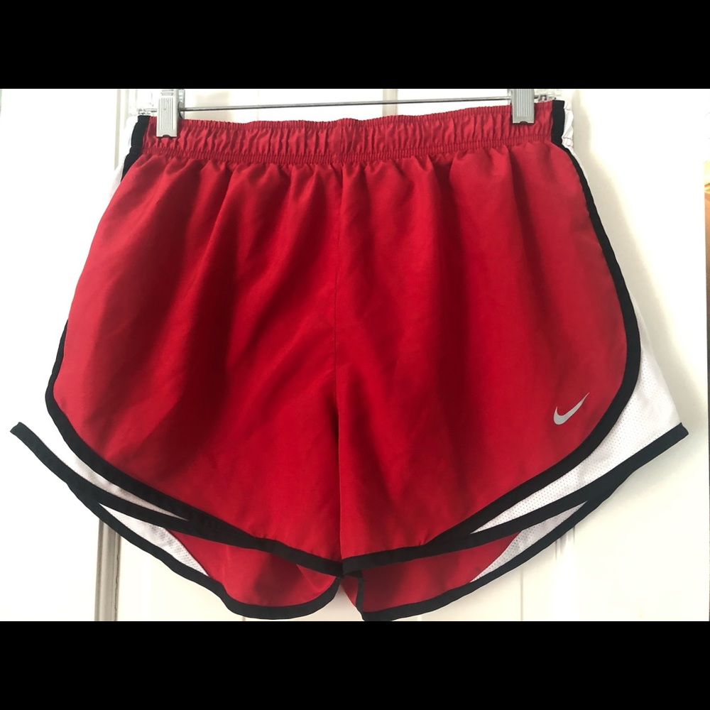 COPY - Nike Women's Dry Tempo Shorts